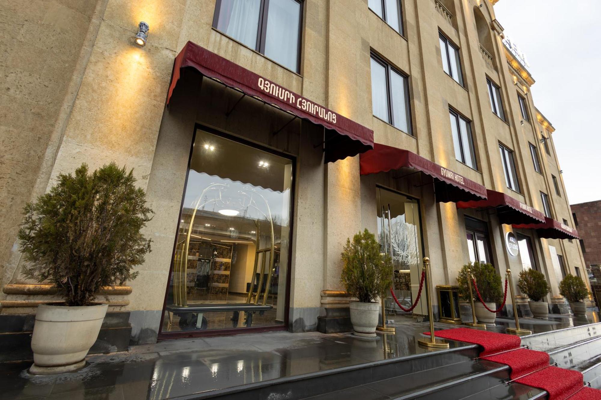 Gyumri Hotel Exterior photo